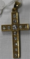 18K TESTED CROSS SET WITH ROCK CRYSTAL, 1 1/8" H,