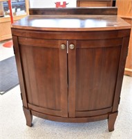 Curved wood cabinet/vanity (30"L x 22"W x 34"H