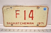 1971 Saskatchewan Farm license plate
