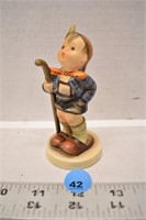 Goebel Hummel figurine - Little Hiker *SC
