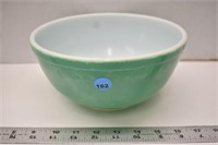 Pyrex 2QT green primary mixing bowl (dull finish)