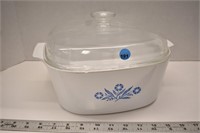 Pyrex Cornflower 4QT casserole with lid