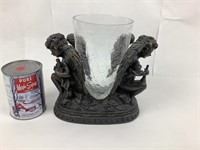 Vase en verre sur socle d'anges métallique