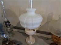 Aladdin lamp - rose w/glass shade - 12" globe