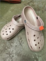 Pink Crocs Size L. (10-11)