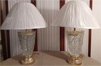 818 - PAIR OF LOVELY TABLE LAMPS 28"H
