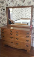 Maple dresser with mirror (matches 14)