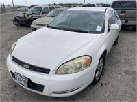 08 CHEV 4D 2G1WB58K389182696