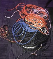 Lot of assorted cables