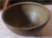 (R) 1970's Studio Pottery, Stoneware Bowl