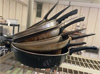 9 Frying pans