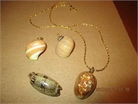 Necklace w/4 Shell Pendants