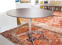 Florence Knoll Mid-Century Round Table