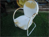 Metal clam shell chair
