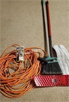 Multi outlet ext cord, padlock, mop & broom -LR