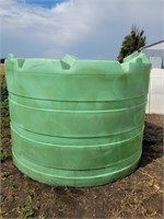 1550 gallon liquid fertilizer tank