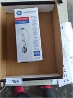 1 Multi Vapor 175 W Light Bulb