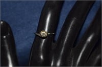 18K Gold Ring w/ Diamond - Shank Needs Repair