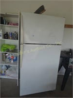 Amana refrigerator