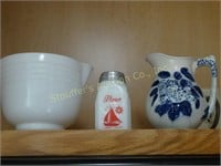 Pyrex mixing bowl, vintage Flour shaker & pottery