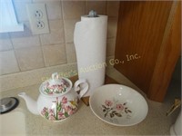 Floral teapot, bowl & marble paper towel
