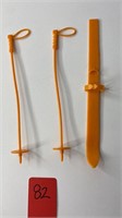 Orange Ski Set for Dolls (Missing 1 Ski)