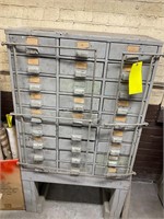 27 drawer bolt bin with front lock