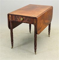 19th c. Federal Dropleaf Table