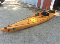 Kestrel 120HV 12' kayak & paddle