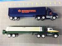 2 Winross semi tractor trailers, 1/64 scale