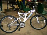 26" Pacific Shire 18-speed bicycle