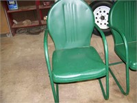Vintage green metal lawn chair