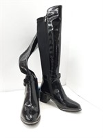 Women's Boots - Size: 7