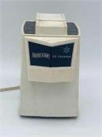 VTG SWING-A-WAY ICE CRUSHER