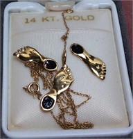 14K GOLD TARHEEL PENDANT AND EARRINGS