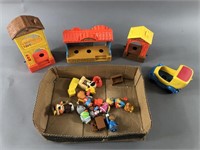 Vtg Richard Scarry Busy Town Toys