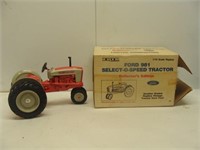 ERTL Ford 981 Select o Speed Tractor