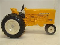 Yellow International 2644 Tractor