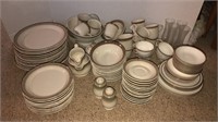 Dinnerware Set