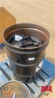 Barrel of 200 Unused Reversible 4"x1/4" Spikes
