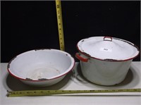 WHITE AND RED PORCELAIN POTS