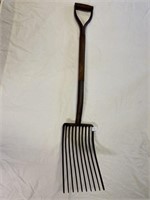 Vintage 10 prong Manure fork