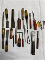 Miscellaneous Hand Tools-Chisels, Picks, Punches,