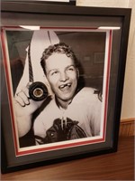 Bobby Hull HOF Autograph Hockey Puck Framed