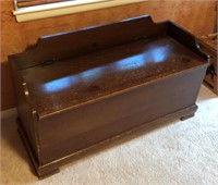Toybox with Bench Seat
