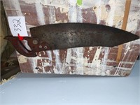 UNUSUAL ANTIQUE SAW