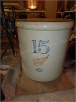 Red Wing 15 gallon crock