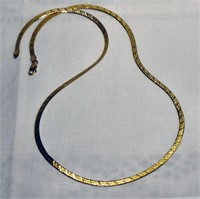 14kt Italy Yellow Gold Herringbone Chain Necklace