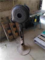 Midway Spiral Gear Hand Crank forge Blower