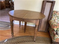 Oak/Chestnut Antique Circular Extension Table